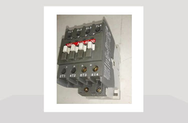 Contacteur inverseur r80 4p